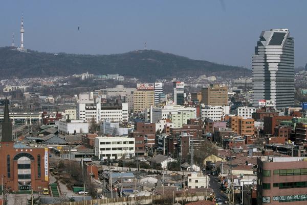 남산타워와 국제빌딩