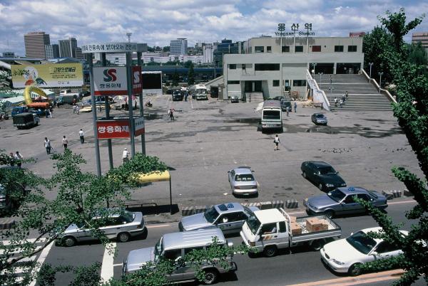 용산역과 용산전자상가 방향