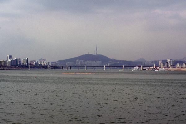 남산