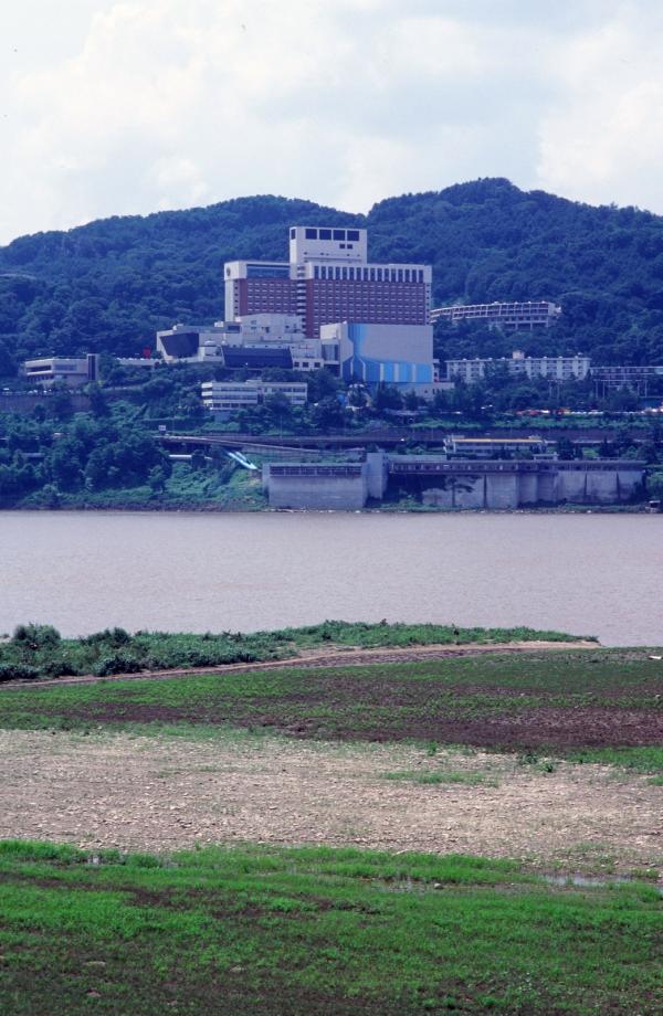 워커힐과 아차산