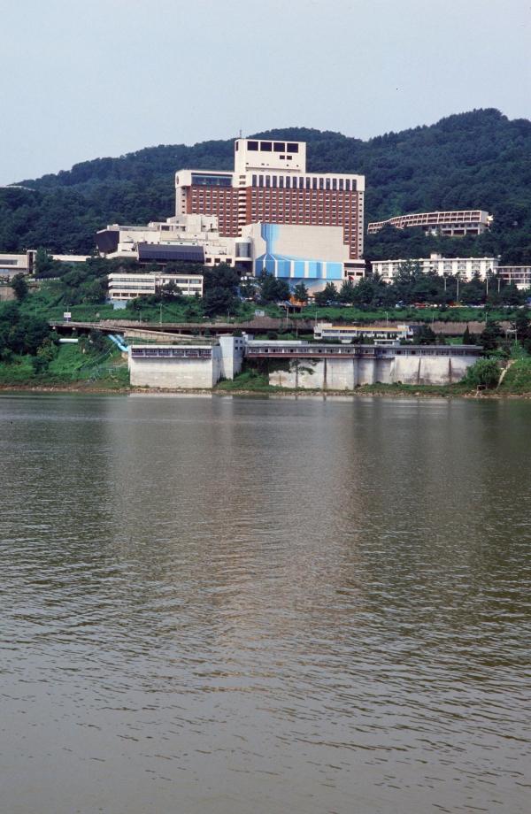 워커힐과 아차산