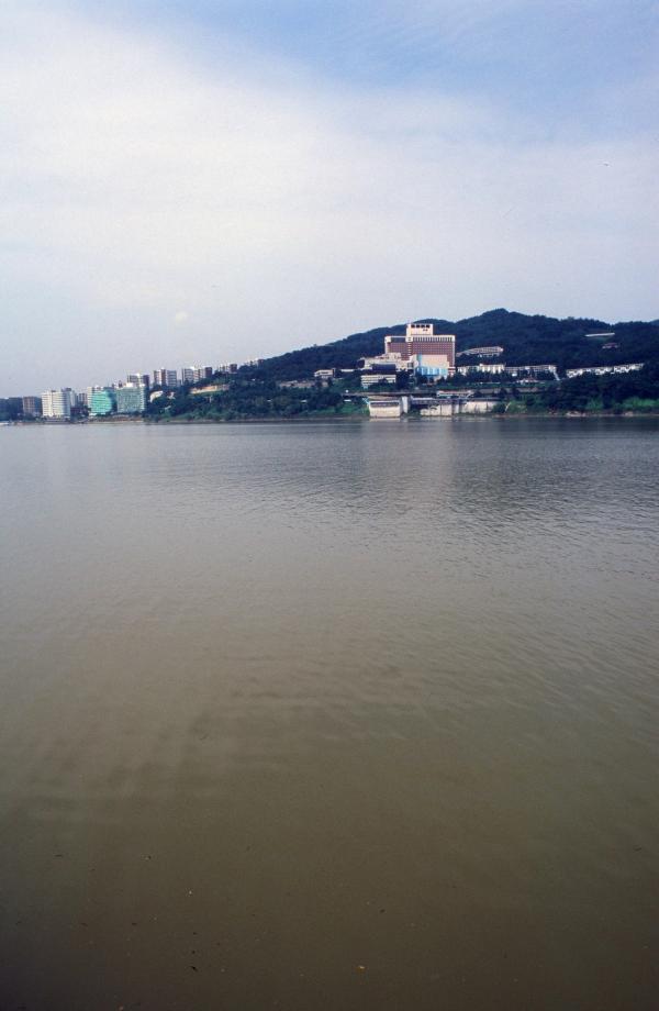 워커힐과 아차산