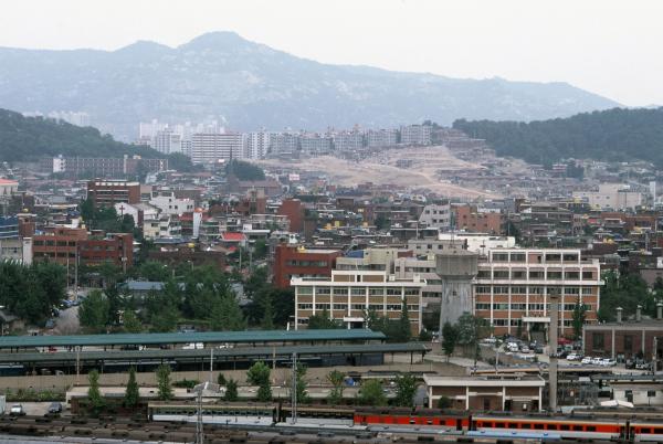 청량리역과 전농동 방향