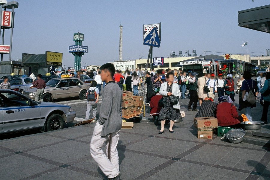 청량리역 앞