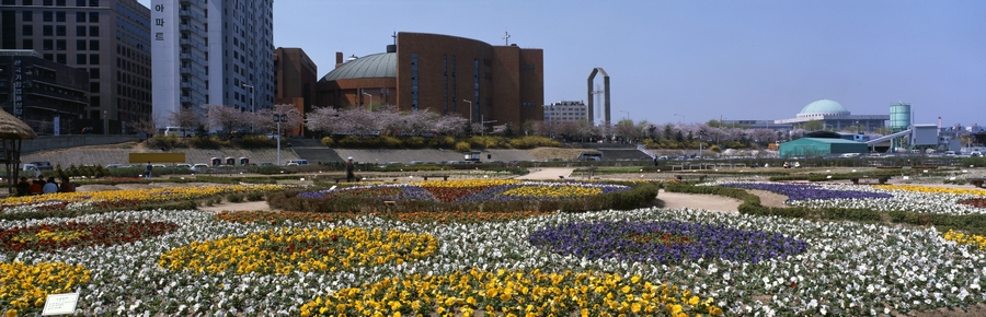 순복음교회와 국회의사당