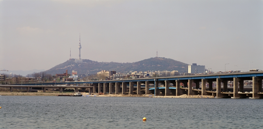 반포대교서 본 남산