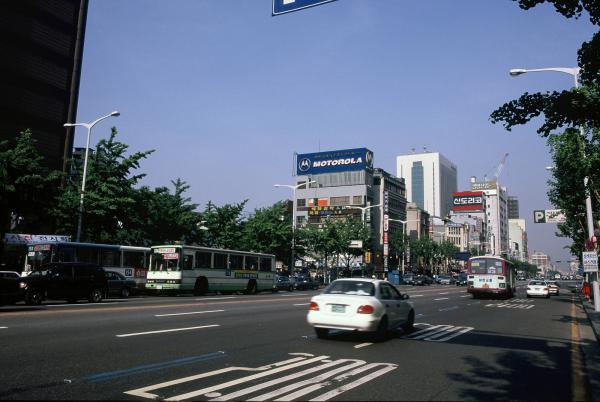 동쪽의 종각방향