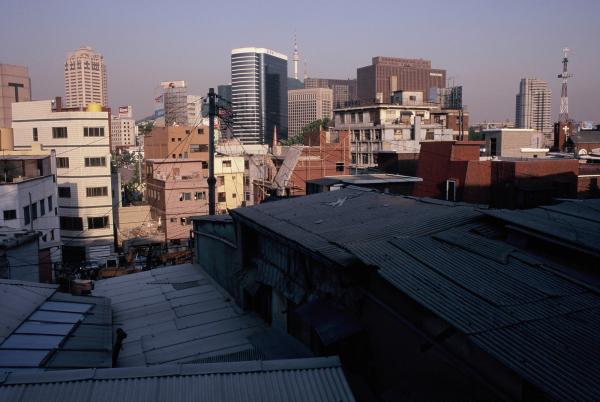 중림동 약현성당에서 본 서울역과 남산방향