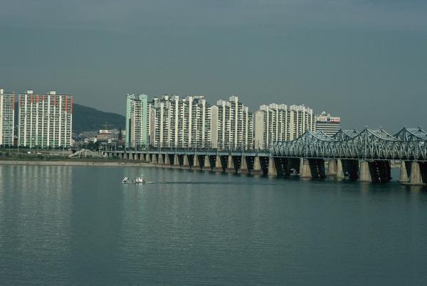 용산구, 동작구 인근 한강변