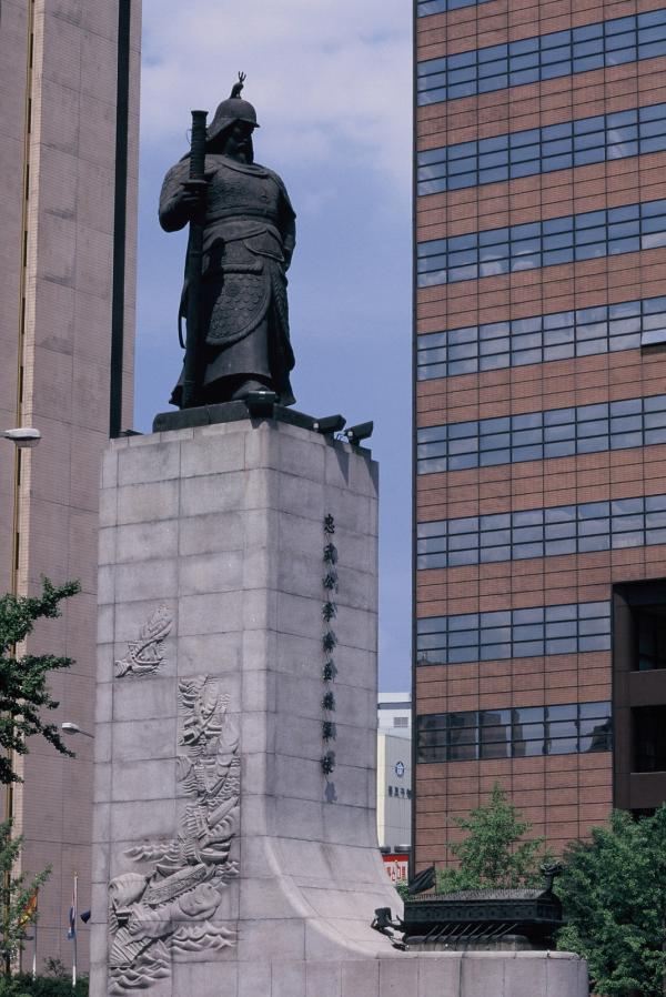 이순신장군 동상