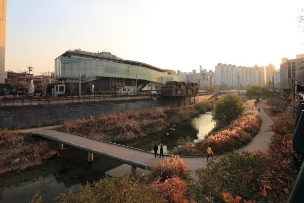 청계천문화관
