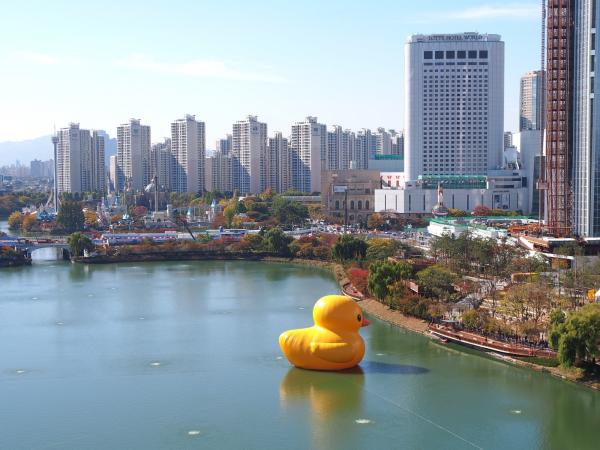 석촌호수_러버덕