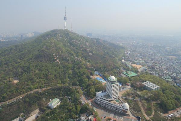 남산