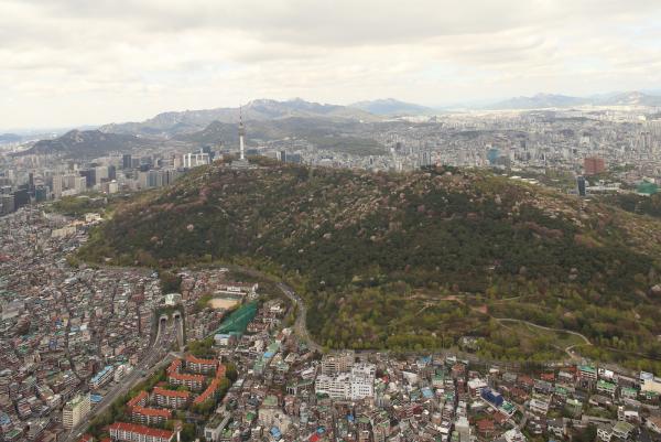 남산