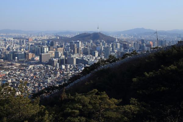 인왕산과성곽