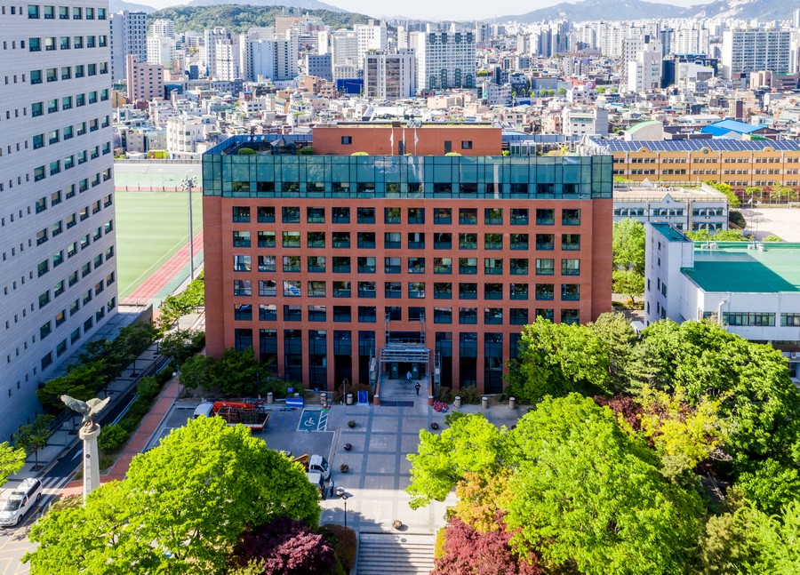 서울시립대학교