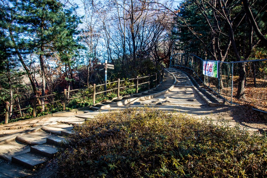 서달산