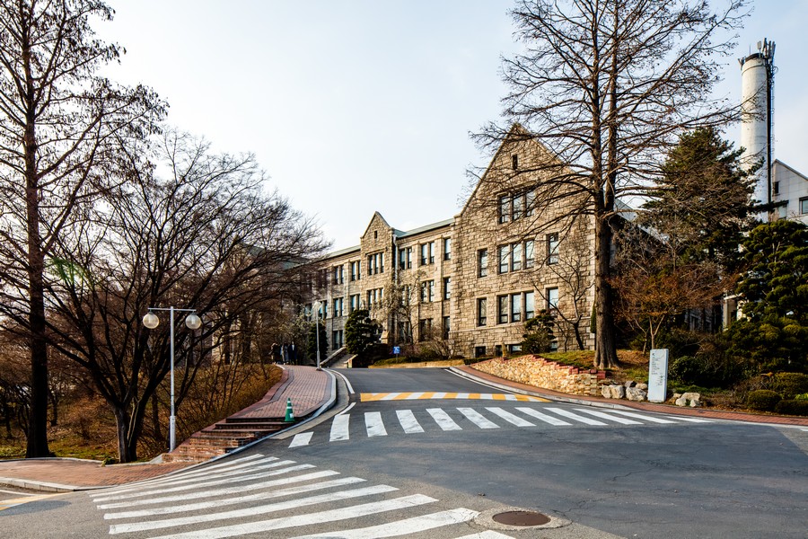 이화여자대학교